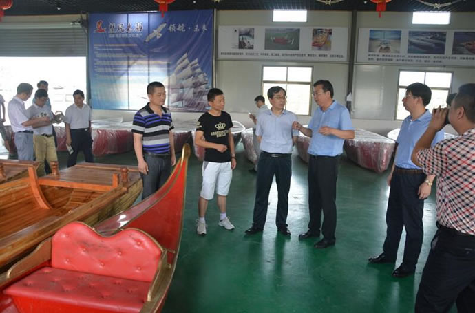 泰州副市長(zhǎng)張余松調(diào)研我鎮(zhèn)電子商務(wù)發(fā)展情況