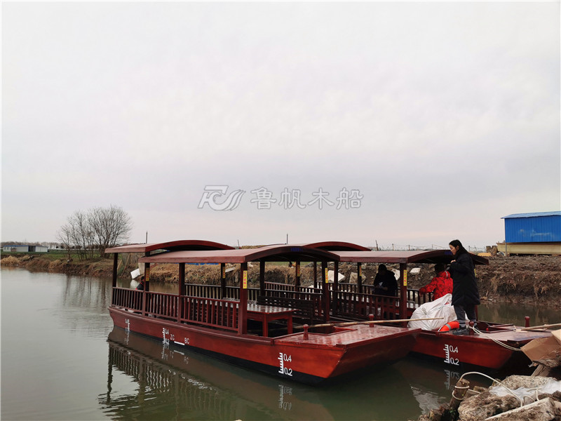 高低篷木船
